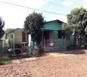 Casa para Venda, em Ronda Alta, bairro , 4 dormitórios, 2 banheiros, 2 vagas